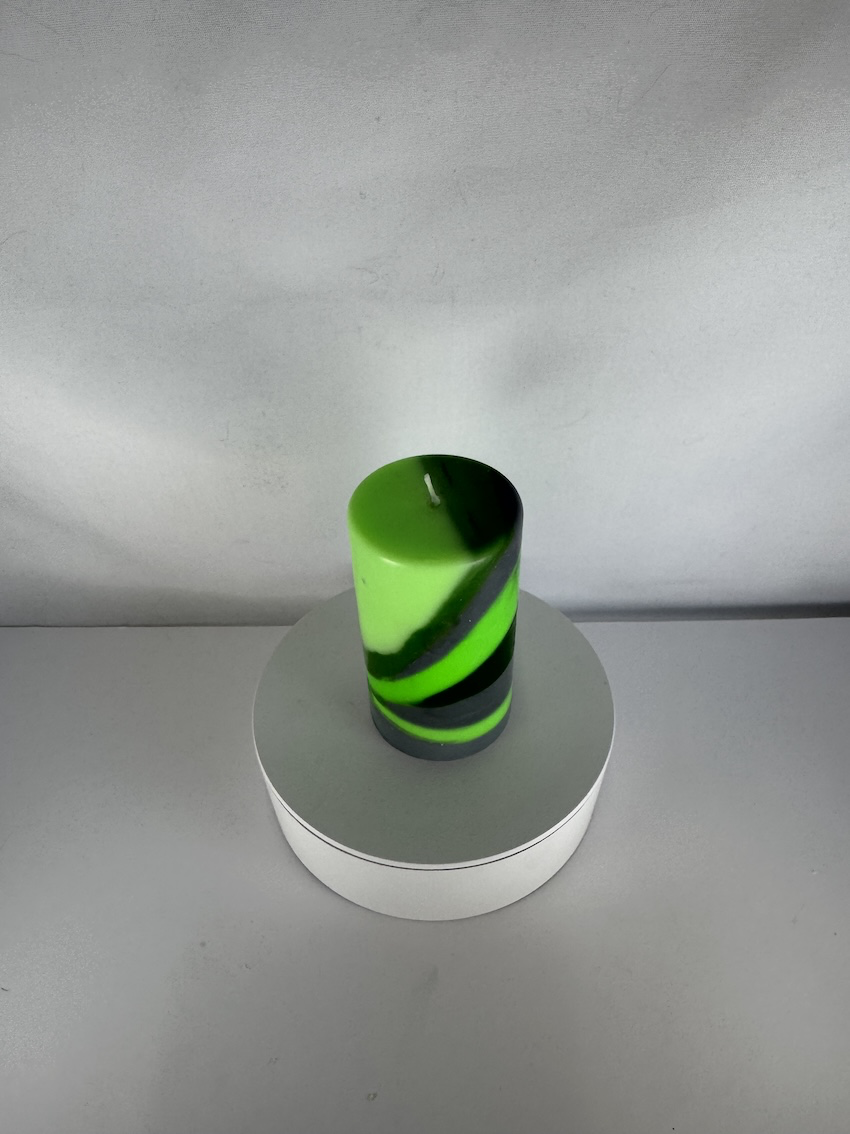 Bougie verte cylindrique compacte, 6.5×9.5 cm, collection Chlorophylle
