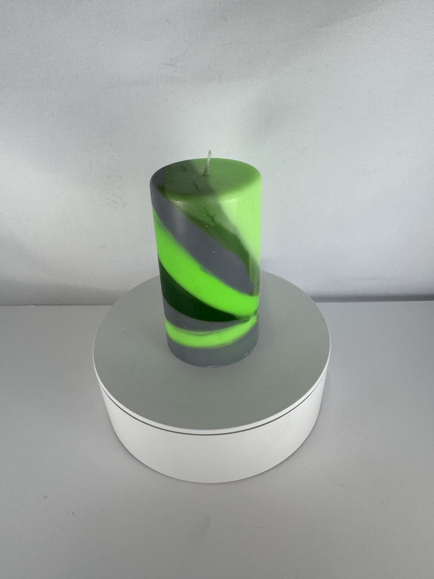 Bougie verte cylindrique compacte, 6.5×9.5 cm, collection Chlorophylle