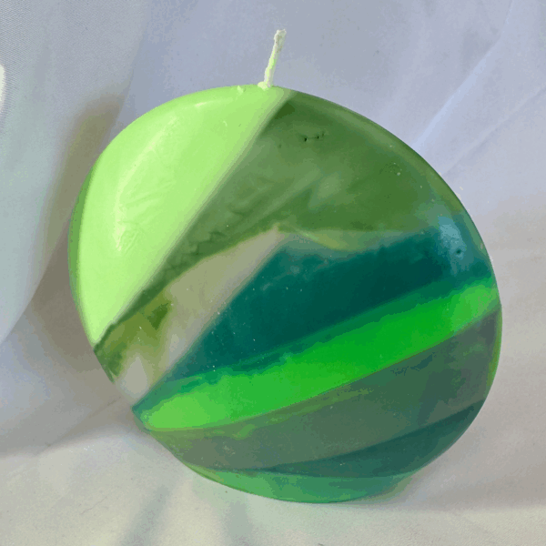 Bougie plate ronde verte à étages, grand format, collection Chlorophylle