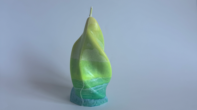 Bougie flamme torsadée en cire jaune, verte et bleue – collection Bleu citron