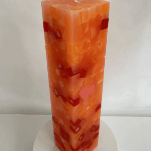 Bougie pilier carré IceCubes 5x22 cm | cire orange, rouge.