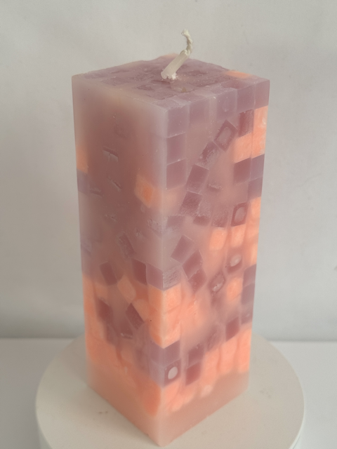 IceCubes | Pilier carré 6x16 cm Bougie pilier carré IceCubes 6x16 cm | cire lilas et pêche en blocs