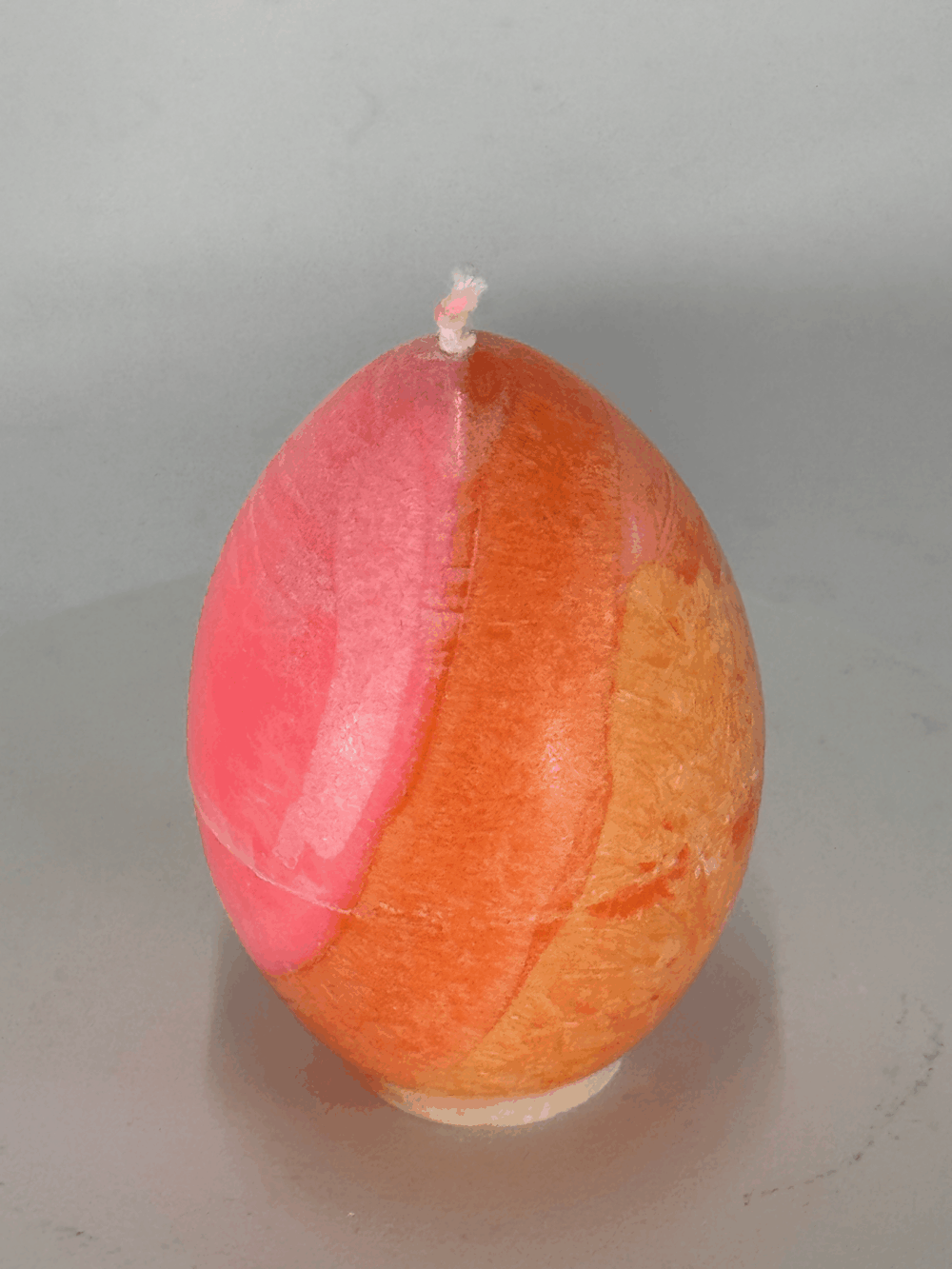 Oeuf 6.5cm | Collection JOY – Bougie artisanale colorée Oeuf 6,5 cm coloré orange rose jaune – collection JOY - boo-j