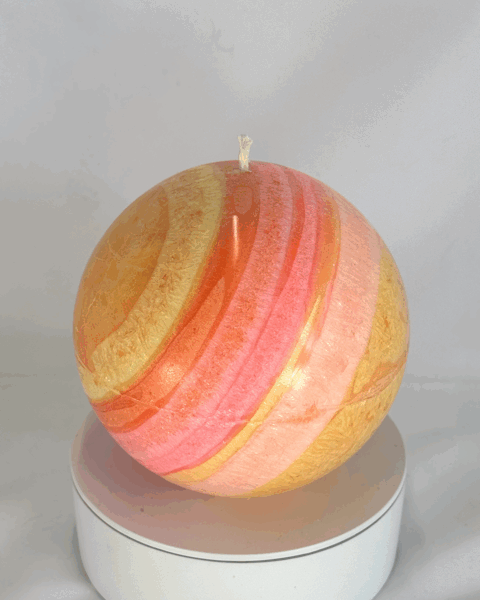 Sphère 12 cm | Collection JOY – Bougie artisanale colorée Bougie sphérique colorée de 12 cm – Collection JOY – cire végétale, effet cristallisé