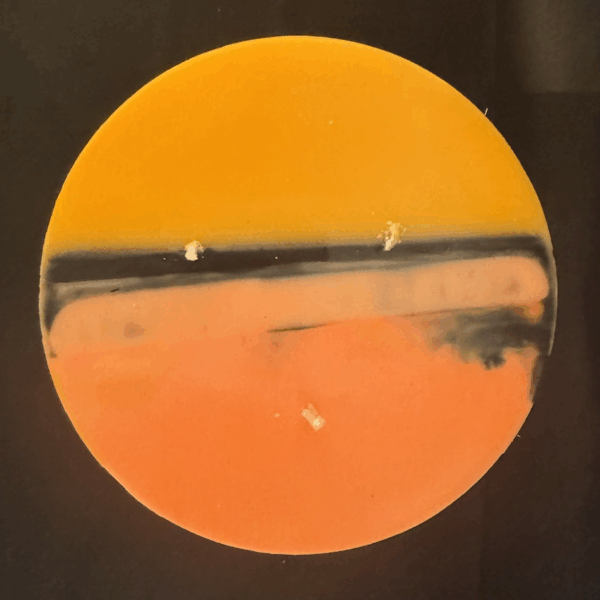 Bougie sculpture cylindrique à 3 mèches – orange, noir, ocre – boo-j