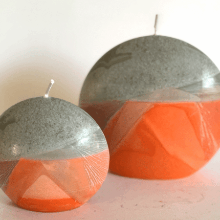 duo de bougies disques en cire d’olive — gris et orange avec effet cristallisé