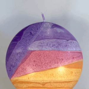 Bougie disque 14 cm en cire d’olive - violet, rose, jaune et orange — surface lisse, cœur cristallisé