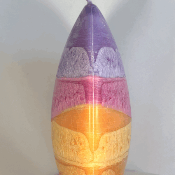 Bougie disque 14 cm en cire d’olive - violet, rose, jaune et orange — surface lisse, cœur cristallisé