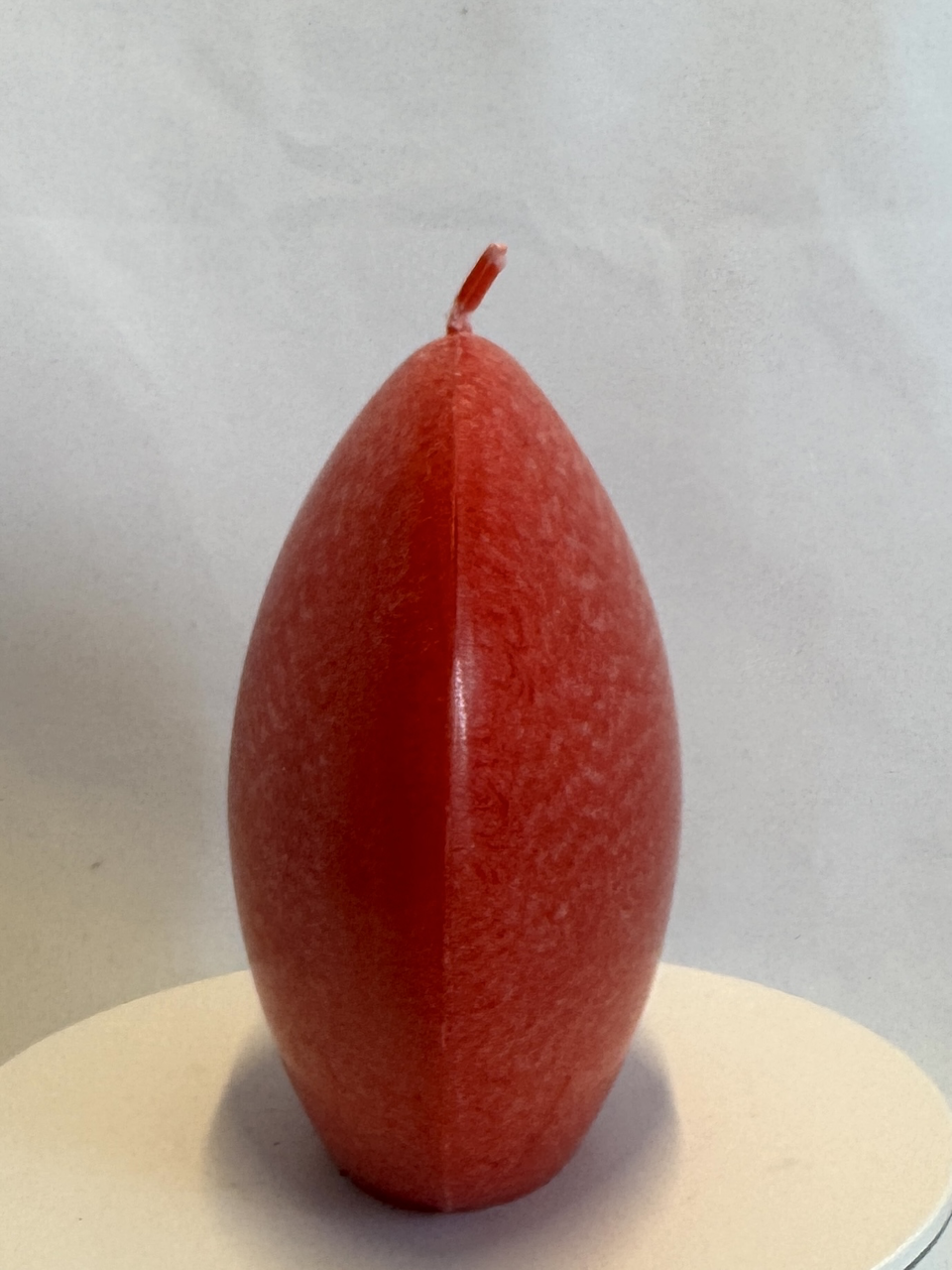 Bougie disque 10 cm en cire d’olive rouge — surface lisse et effets cristallisés