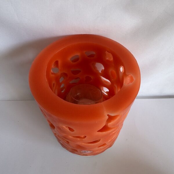 Photophore « Lueur de Vie » boo-j — pièce artisanale en cire translucide, motifs ajourés lumineux, fabrication dans le canton de Vaud