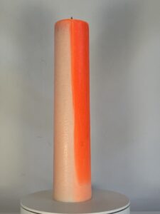 Bougie cylindrique moulée en cire d’olive, 4,7×22 cm, dégradé blanc et orange