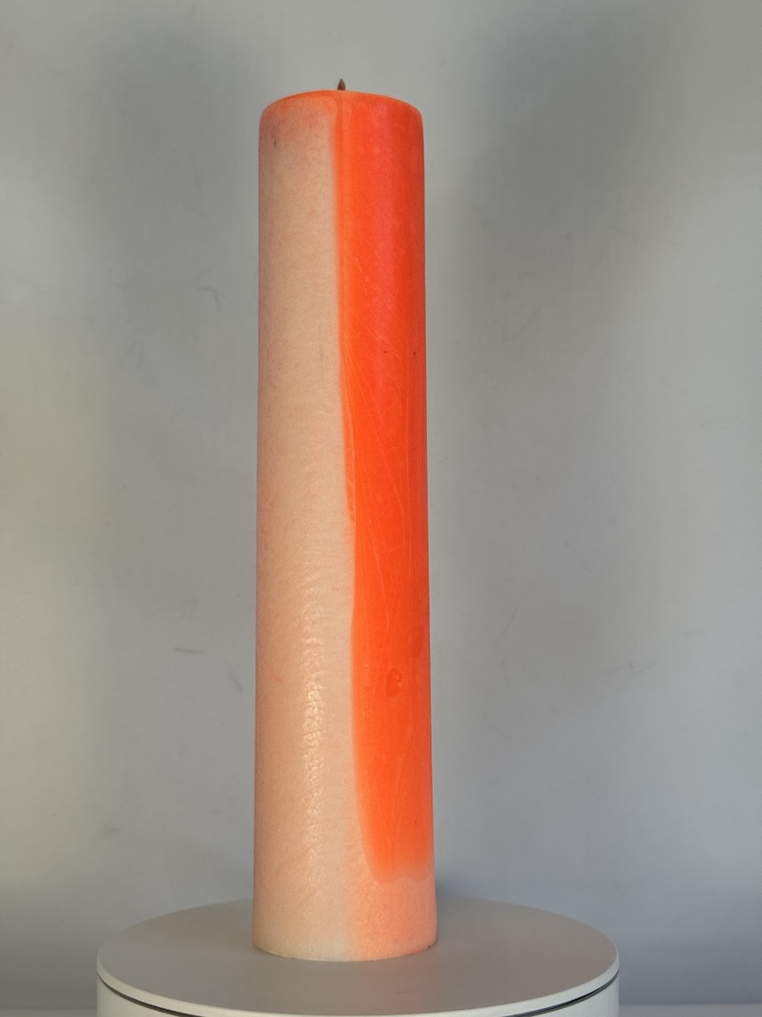 Bougie cylindrique moulée en cire d’olive, 4,7×22 cm, dégradé blanc et orange