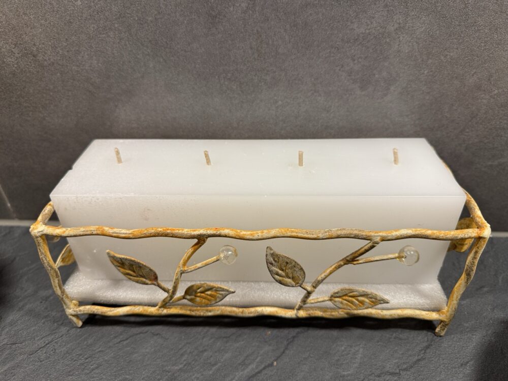 La Zorizontale – bougie 4 mèches moulée Bougie artisanale Zorizontale – rectangulaire et horizontale