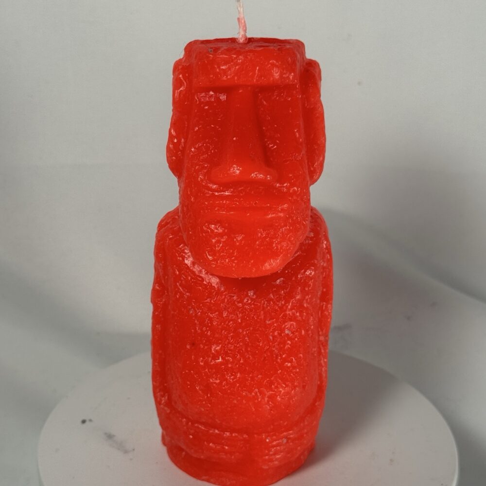 Bougie Moaï mini en cire paraffine rouge fluo – moulée à la main en Suisse par boo-j Bougie Moaï mini en cire paraffine rouge fluo – moulée à la main en Suisse par boo-j