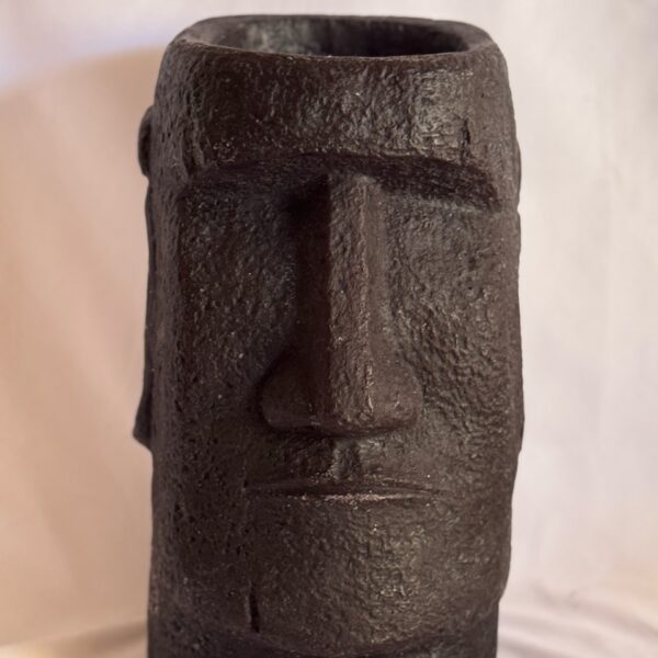 Photophore Moaï en cire recyclée — noir Grand photophore Moaï en cire recyclée noir — création artisanale sculpturale boo-j