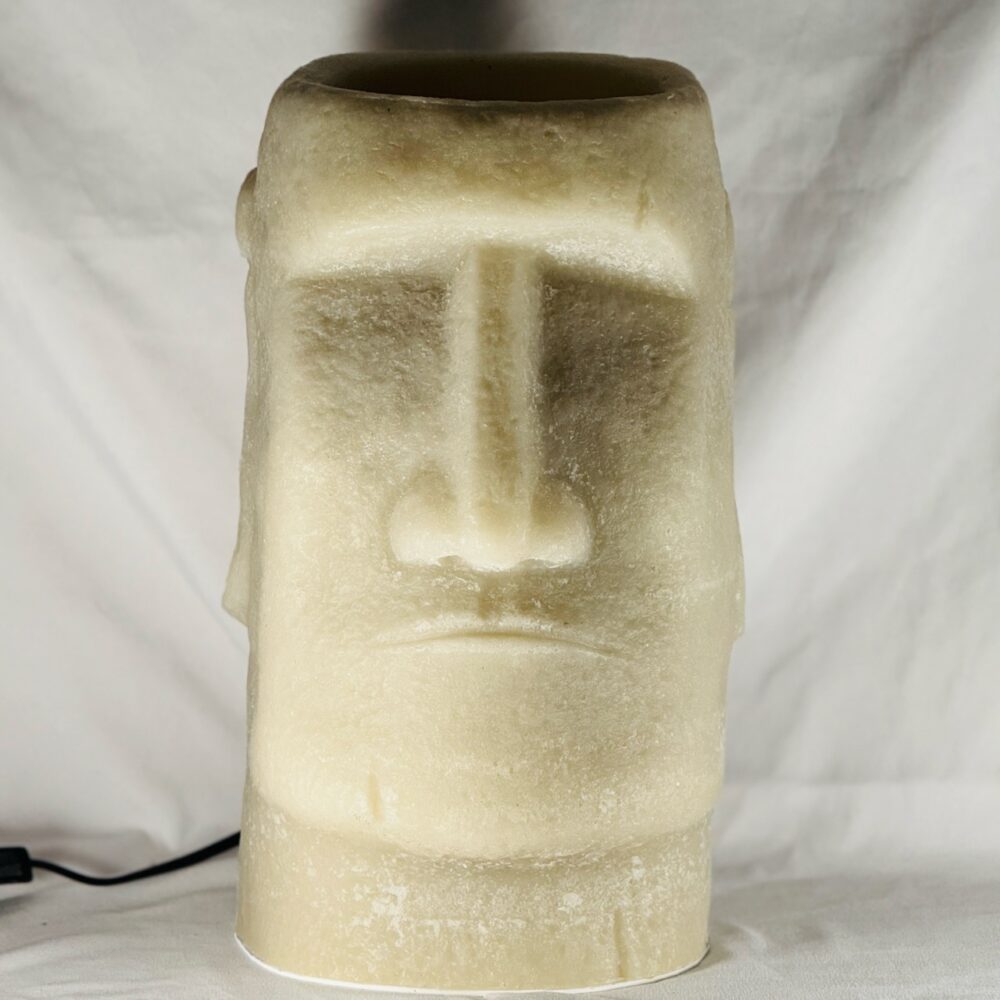 Photophore en cire recyclée en forme de tête de Moaï