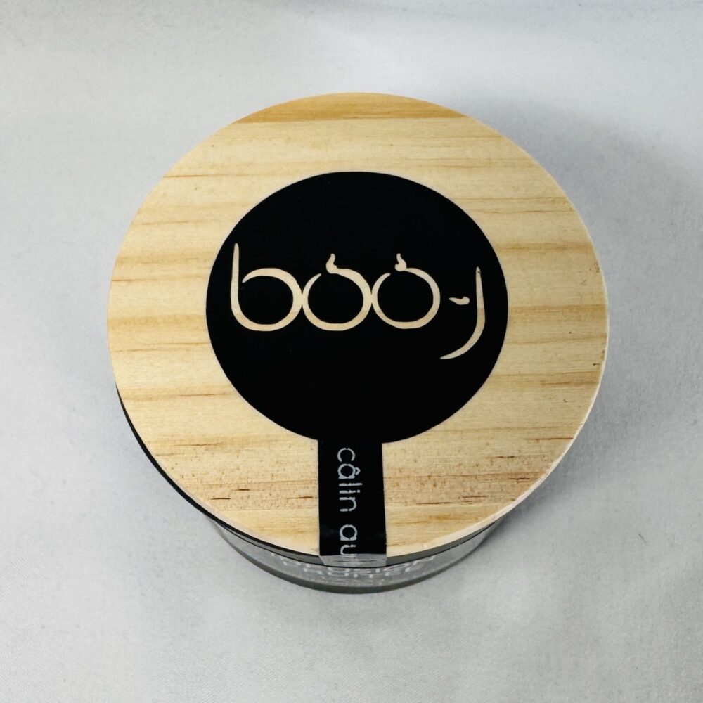 Bougie Infusion fruitée 100 ml – pot noir avec couvercle bois, fabriquée en Suisse