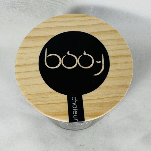 Bougie Au coin du feu 160 ml – pot noir avec couvercle bois, fabriquée en Suisse