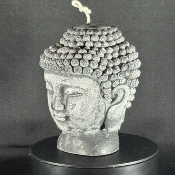 Bougie visage Bouddha — collection Pierre de Volcan, cire stéarine végétale noire et grise, effet pierre naturelle. Environ 450 g, combustion ± 60 h.