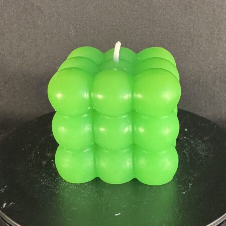 Bougie cube à bulles vert fluo — cire végétale et minérale, création artisanale boo-j