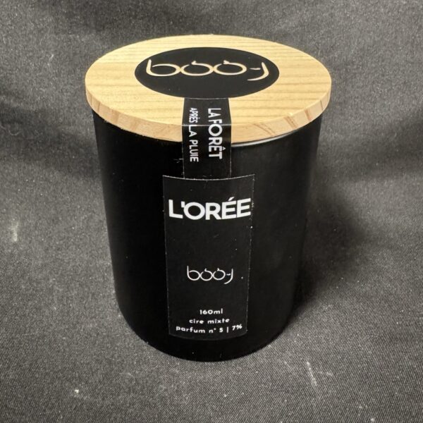 bougie parfumée L’Orée boo-j en pot noir 160 ml avec couvercle bois, création artisanale suisse