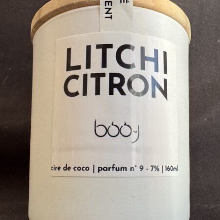 Bougie parfumée “Litchi Citron” 160 ml – création artisanale boo-j, en Suisse, fraîche, fruitée et lumineuse.