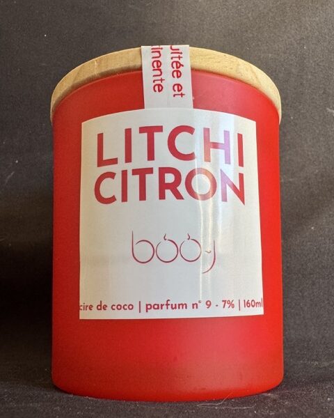 Bougie parfumée “Litchi Citron” 160 ml – Swiss Red Edition rare, création artisanale boo-j, en Suisse.
