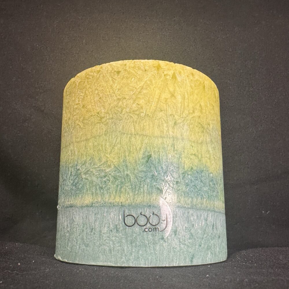 Photophore cylindrique en cire végétale bleu-citron, création artisanale boo-j.