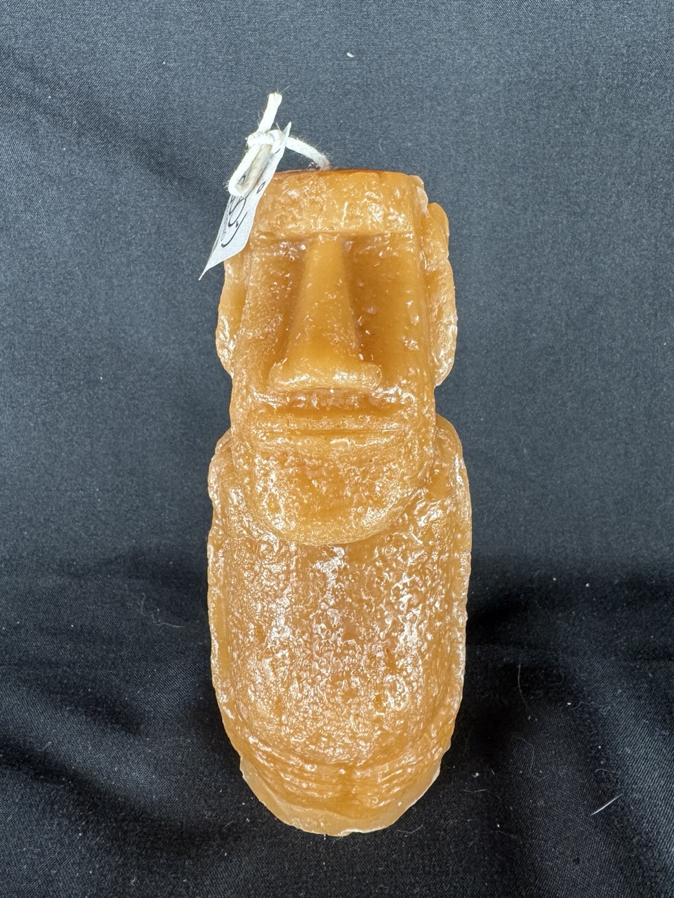 boo-j-VISAGE-MOAI-PETIT-Ocre-2 Petit Moaï en cire mixte, ocre, moulé et fini à la main en Suisse, création artisanale boo•j