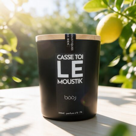 Bougie Casse-toi le moustik, 330 ml Bougie parfumée Casse-toi le moustik en pot de 330 ml, ambiance été lumineuse