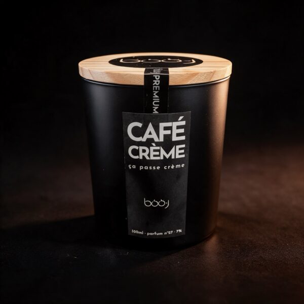 Bougie parfumée Café crème n°27 | Pot noir 330 ml | boo·j Bougie parfumée artisanale Café crème parfum n°27 en pot noir 330 ml, notes espresso, mousse de lait chaud et caramel, boo·j