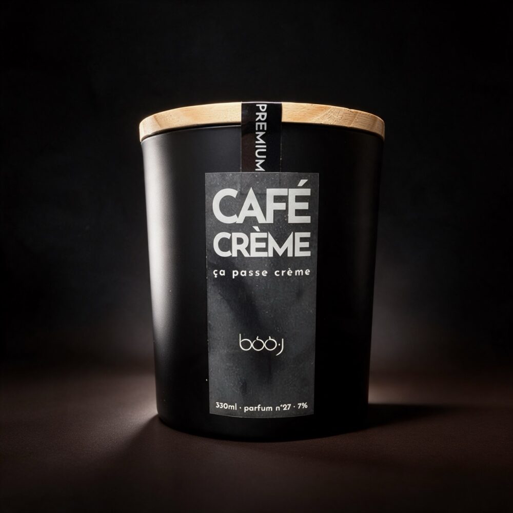 Bougie parfumée artisanale Café crème parfum n°27 en pot noir 330 ml, notes espresso, mousse de lait chaud et caramel, boo·j